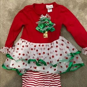 Adorable toddler Christmas outfit
